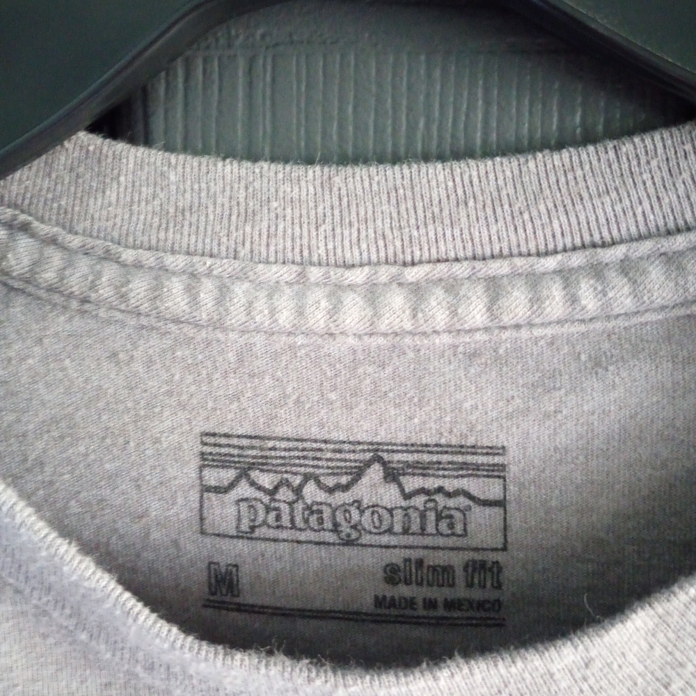 Patagonia Ventura California Grey Tee Shirt Adult Slim Fit Gorpcore Outerwear M - Picture 3 of 6